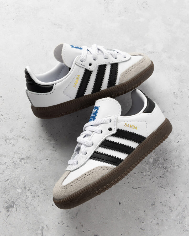 Image-White-Black-Samba
